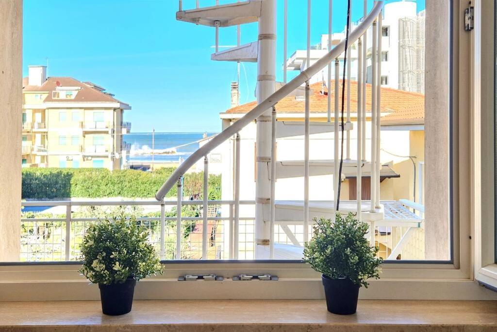 Apartamento Gioiello Al Mare Wi-Fi Relax Terrazza Clima Civitanova Marche Exterior foto